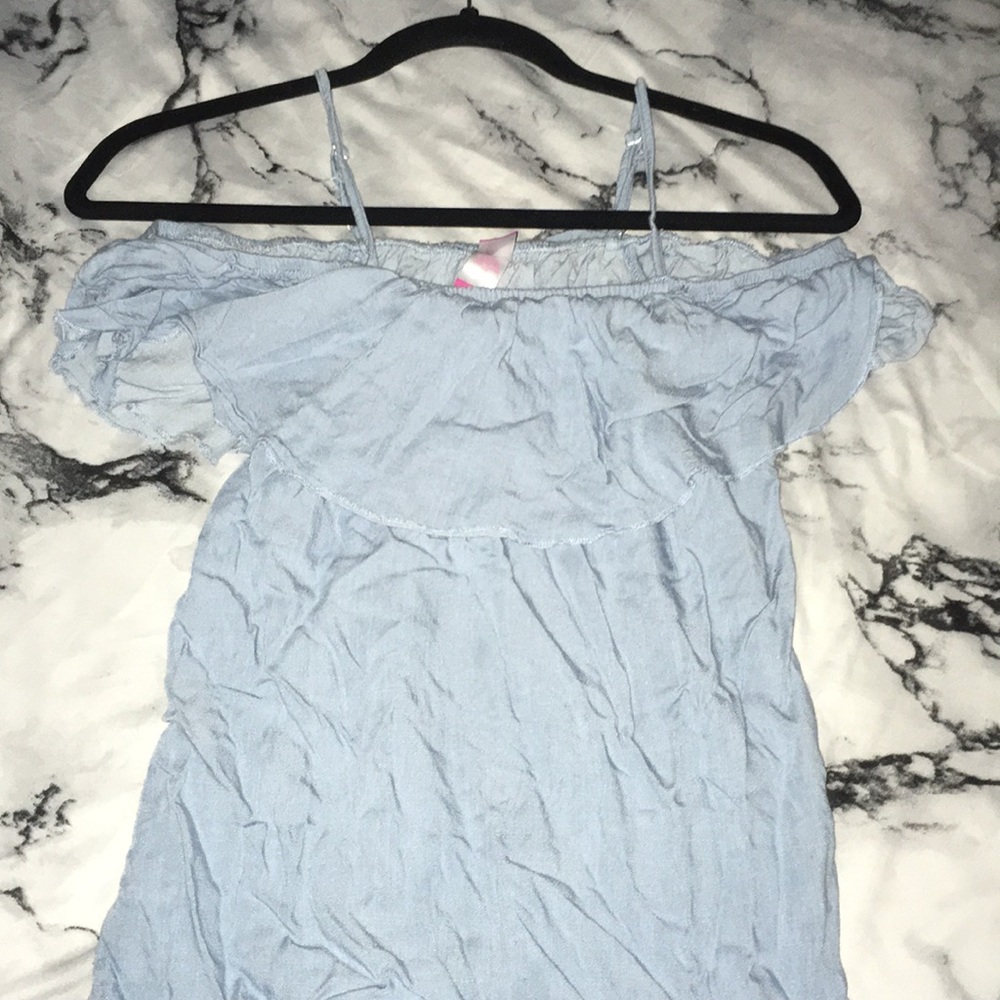 Light blue off the shoulder blouse✨